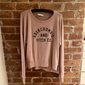 Abercrombie & Fitch Sweater